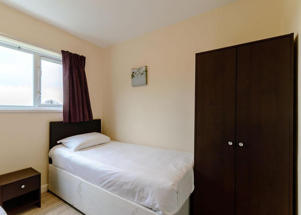 Gilfach Holiday Park Henfynyw Upper Kültér fotó